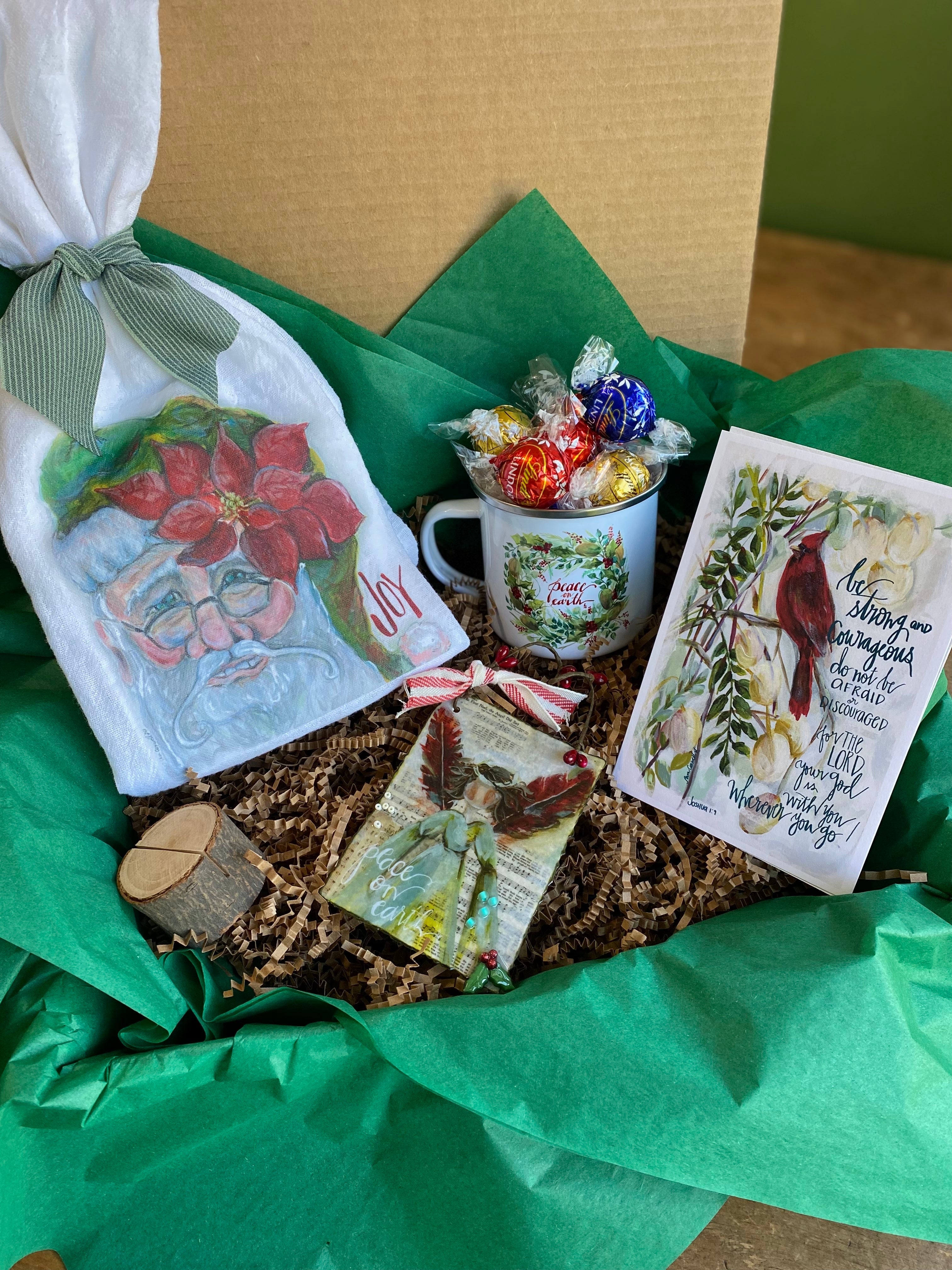 Story Behind the Art: Holiday Decorating Made Easy with NEW Limited-Edition Holiday Gift Boxes